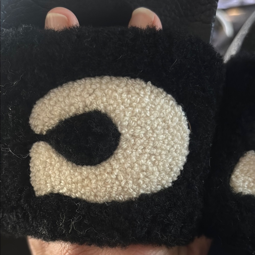 Coach Black and White Fuzzy Slides - Picture 6 of 6